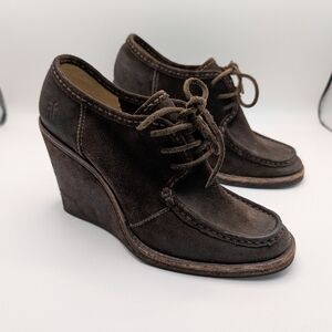 FRYE sz. 7.5 M Caroline Suede Leather Chukka Wedge Lace Up Shoes Oxford Heels